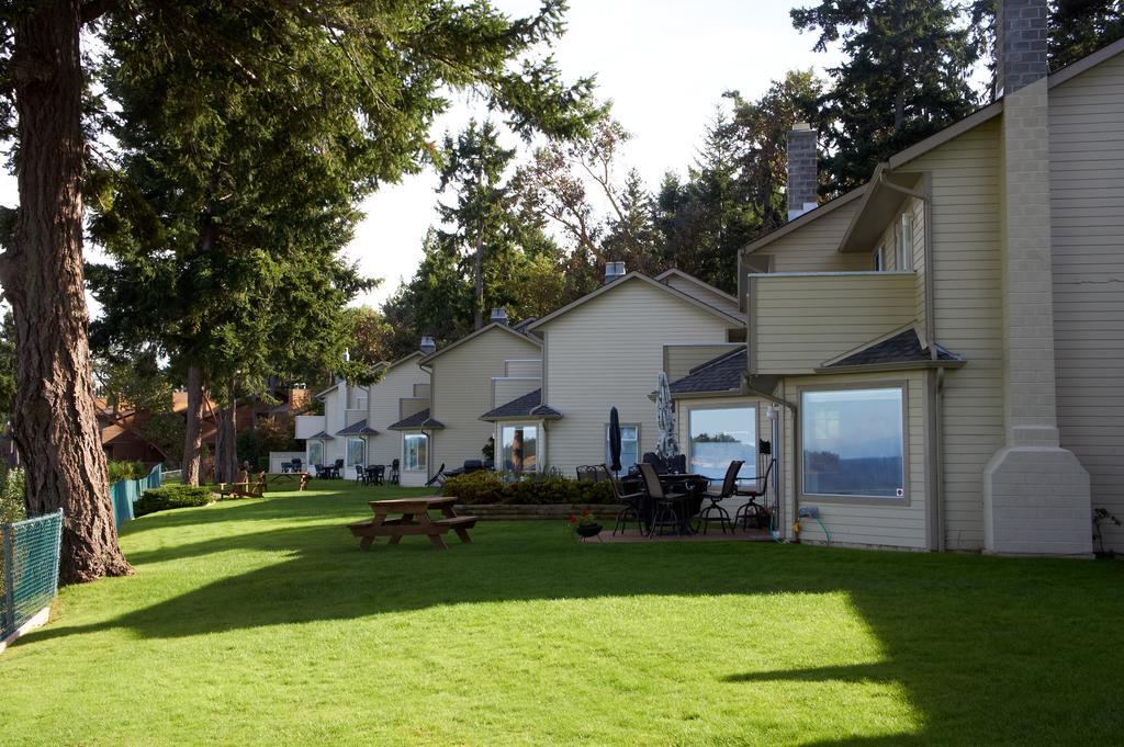 Madrona Beach Resort Parksville Exterior foto