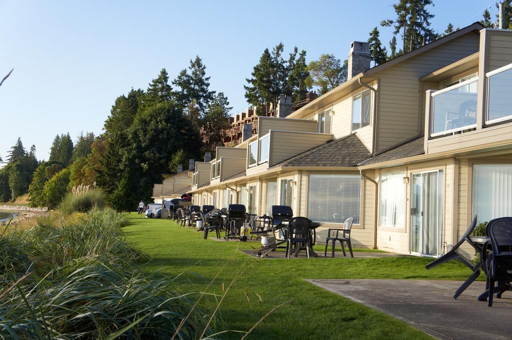 Madrona Beach Resort Parksville Exterior foto