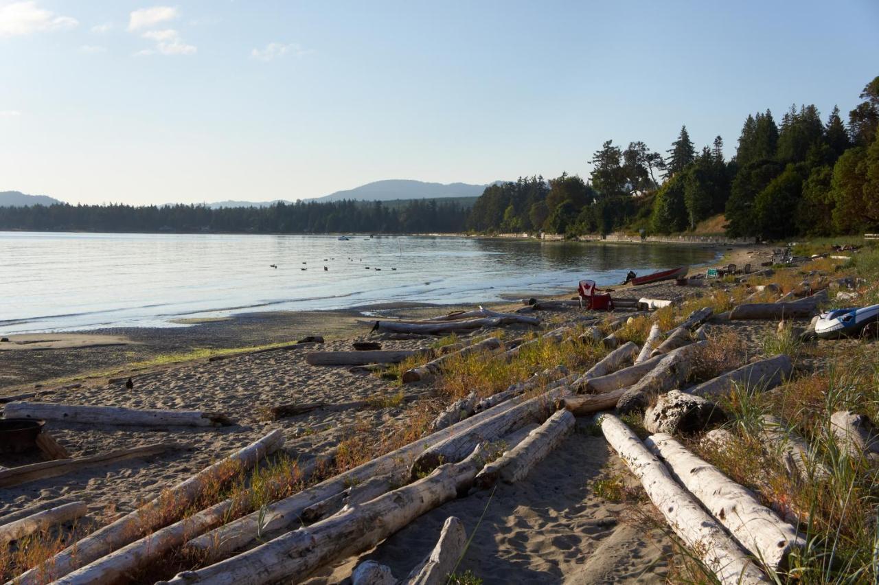 Madrona Beach Resort Parksville Exterior foto